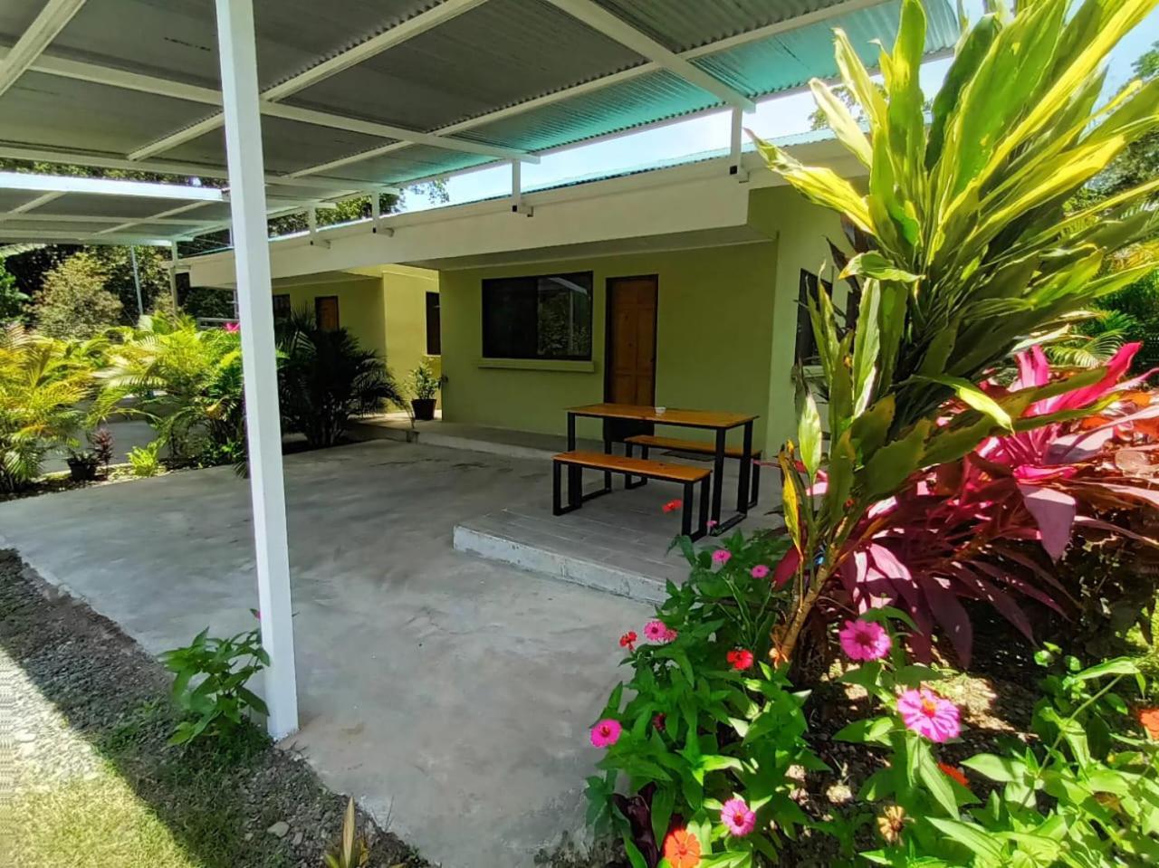 Serenity Houses Cahuita Kültér fotó